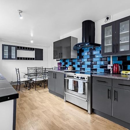 Stylish Excel 3 Bedroom Flat Londres Exterior foto
