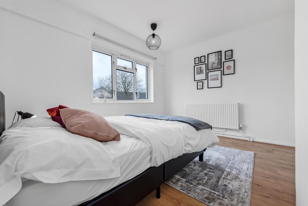 Stylish Excel 3 Bedroom Flat Londres Exterior foto