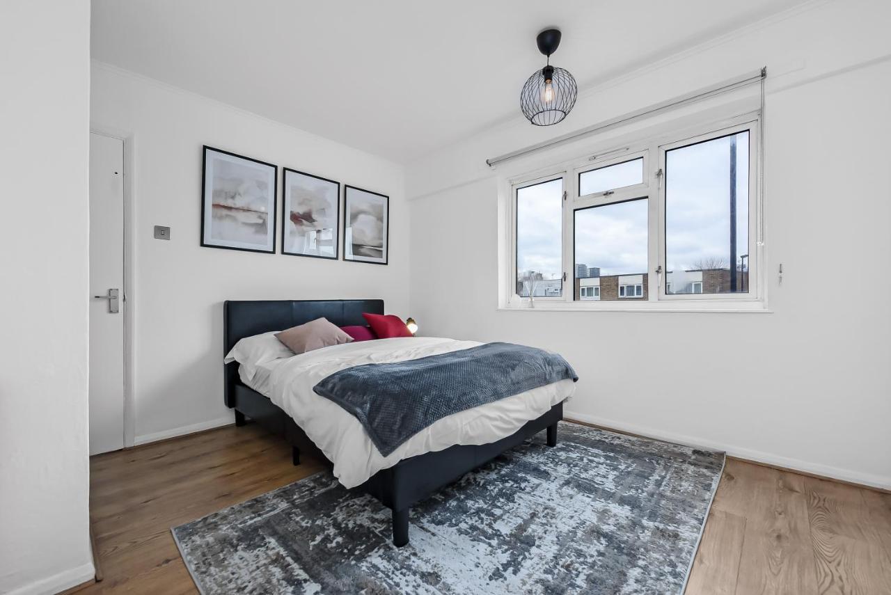 Stylish Excel 3 Bedroom Flat Londres Exterior foto